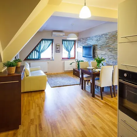 Apartment Lux *