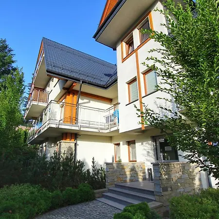 Lux דירה זקופאנה