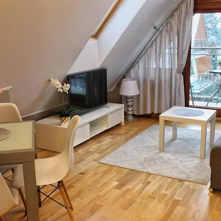 דירה Lux זקופאנה