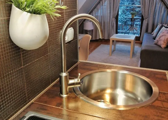 Lux * Ζακοπάνε